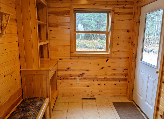 Entrance with ample space.